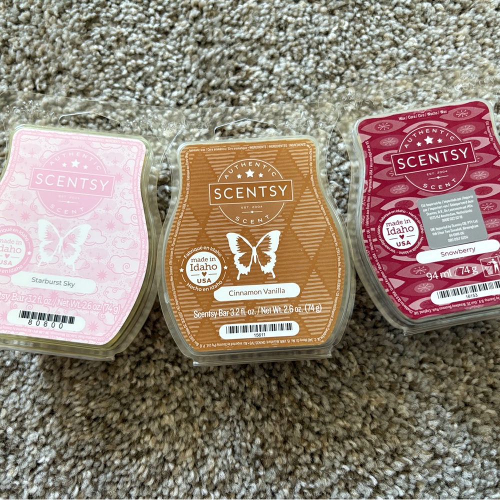 Scentsy Wax Bars Trio - Starburst Sky, Cinnamon Vanilla and Snowberry! NEW!